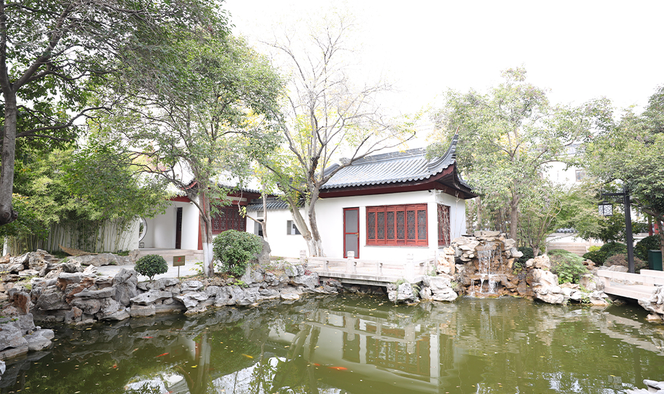  Qianlong Palace and Stele Garden